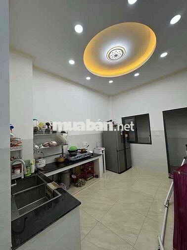 NHÀ 3 TẦNG ĐẸP — GẦN HẬU GIANG MINH PHỤNG(3,5m x 16m) Hướng Đông