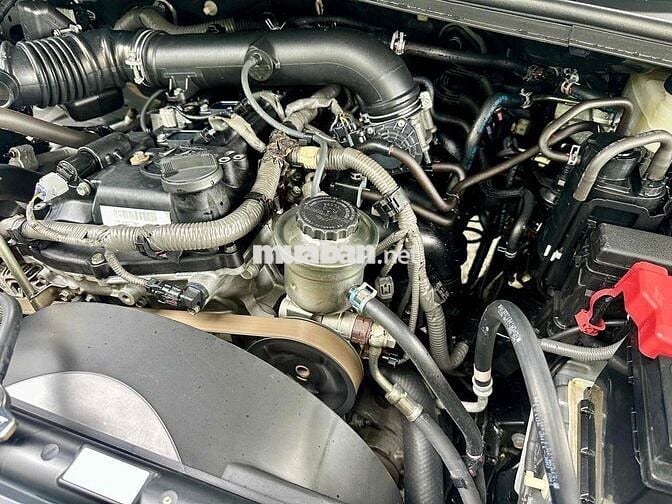 Toyota Innova 2021 E 2.0 MT - 79000 km