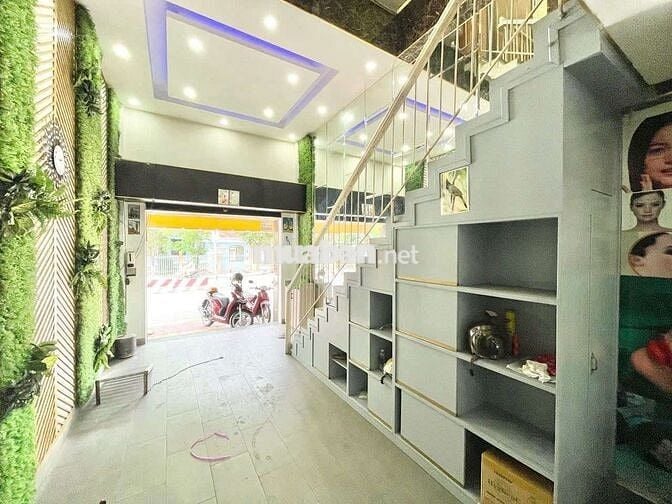 Nhà phố 2 lầu trệt Mặt Tiền Kinh Doanh Lý Thường Kiệt Phường Dĩ An