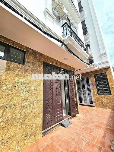 Bán nhà Phú thượng gần phố ngõ nông Hơn 7 tỷ