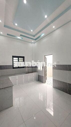 Bán gấp căn nhà 110m2 Củ Chi 870 triệu SHR Xã Tân Thông Hội, Chủ Bể Nợ