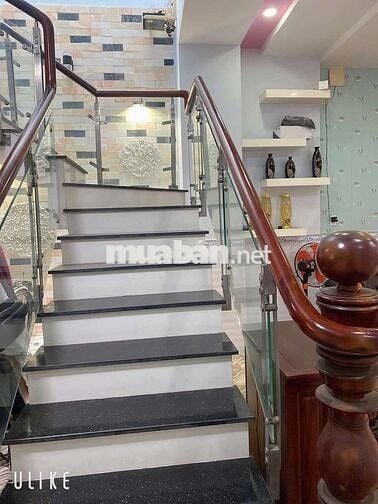 Nhà Lê Văn Quới, 110m², 5x22m, 3 Tầng, 3 PN, Mặt Tiền, Giá chỉ 11 tỷ