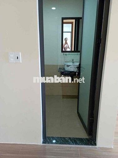Cho thuê căn hộ (2PN) 80m2 cực thoáng mát nội thất cơ bản(ĐH+nc nóng)