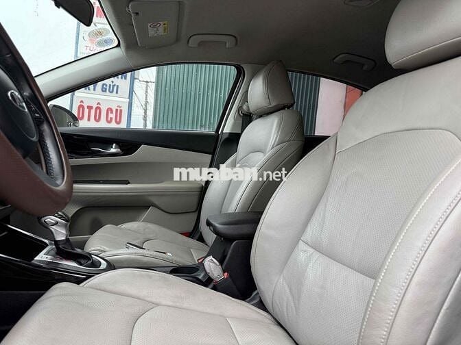Kia Cerato 1.6 AT Deluxe 2020 ĐK 2021 một chủ