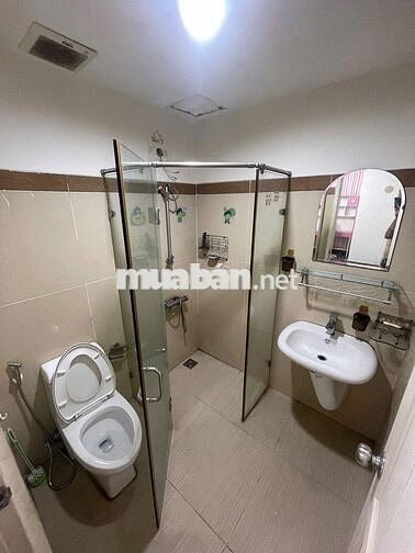 Cho Thuê Phòng Đức Khải Nhà Vệ Sinh riêng