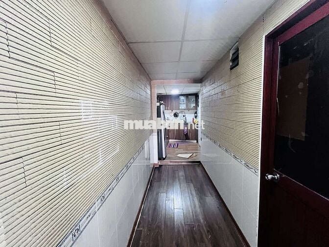 Nhà đẹp gác lửng Lương Thế Vinh 51m2 gần mặt tiền.