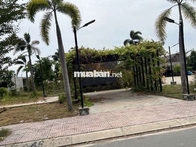 kẹt tiền bán lô đất Long Cang, 90m2, sổ sẵn