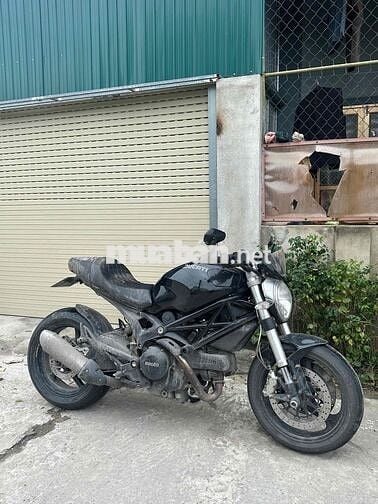 Cần bán monster 795