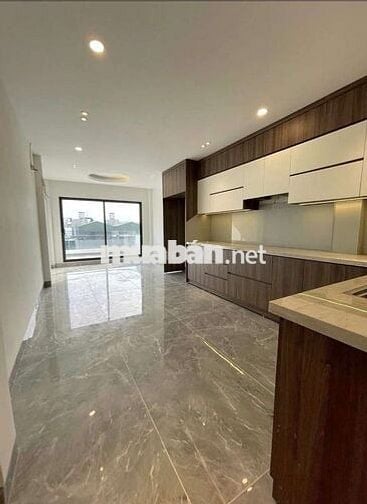 BÁN NHÀ 6 TẦNG 70M² PHỐ CHU HUY MÂN,LONG BIÊN GARA ÔTÔ THANG MÁY 650KG