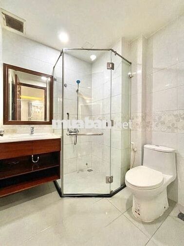 CĂN HỘ SANG TRỌNG - BẢO VỆ 24/7 BỜ KÈ HOÀNG SA