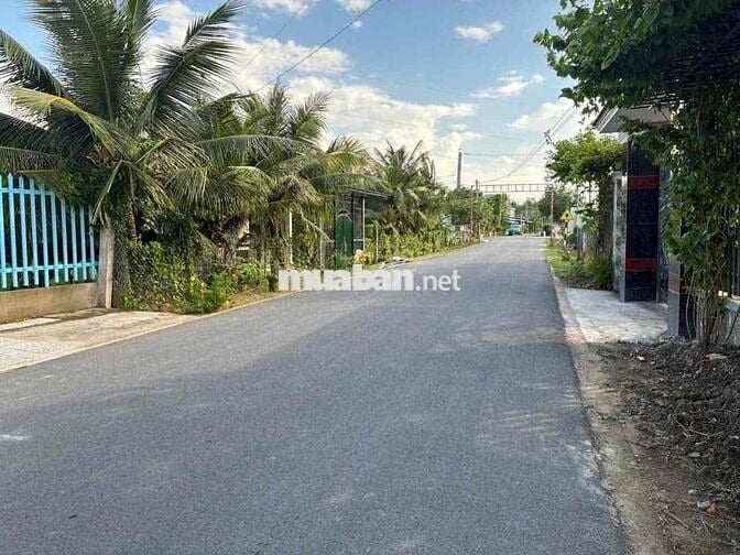 NCC- CẦN BÁN GẦN 1 CÔNG ĐẤT XÃ LONG PHƯỚC, TỈNH VĨNH LONG
