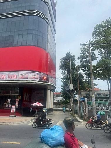 Cho thuê/Hợp tác kinh doanh mặt bằng 200m² sát ĐH Sư Phạm Kỹ Thuật 