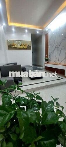 Phố Tô Hiệu- Nhà 5 tầng thang máy 40m2