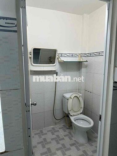 Bán Gấp Căn Nhà Ngay Chân Cầu Tạ Quang Bửu Bình Hưng Bình Chánh TPHCM