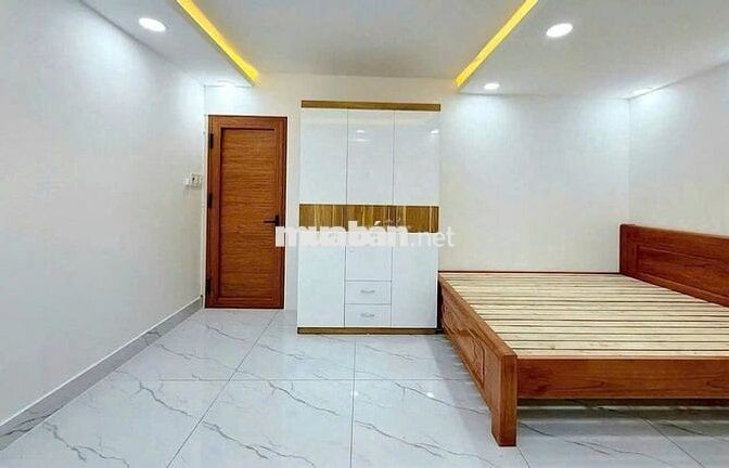 Cần cho thuê nhà 184/6A Lê Văn Sỹ P.10 Q.Phú Nhuận.
