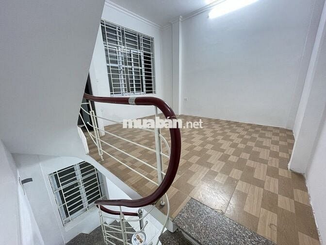 Chỉ 4,5 tỷ Nhà 4 Tầng x 3 P. ngủ, Trần Quý Cáp, Văn Miếu