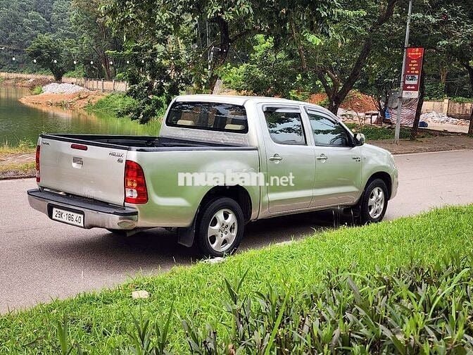 Toyota Hilux sx2011 máy dầu ,xe zin đét .