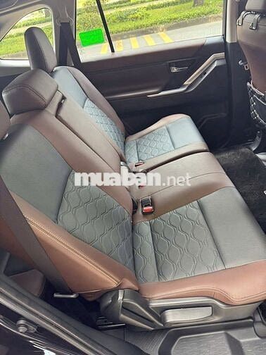 (Xe Hãng) Toyota Innova Cross 2.0AT 2025 - 4600 km