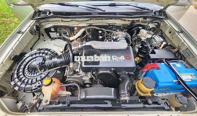 Toyota Hilux sx2011 máy dầu ,xe zin đét .