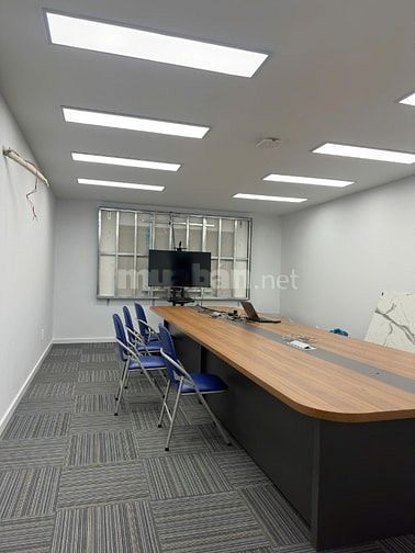 Bán nhà 5 tầng Lô A5 khu nhà ở thương mại 319 Lý Thường Kiệt