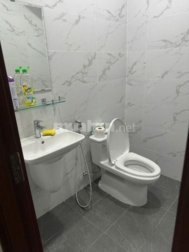 Bán nhà 5 tầng Lô A5 khu nhà ở thương mại 319 Lý Thường Kiệt