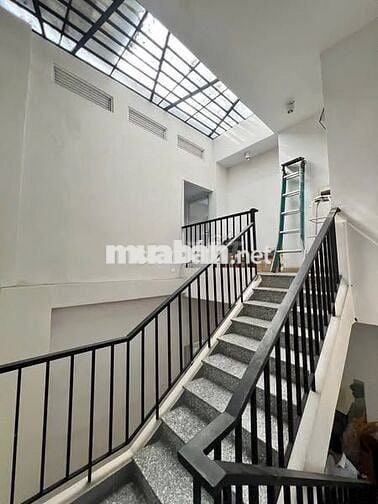 🏡Nhà đẹp Trần Đình Xu Quận 1 – Nhà rộng, vị trí cực kỳ tiềm năng