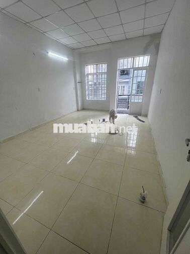CHO THUÊ NHÀ HXH NHÀ MỚI SƠN 4X16M 1 LẦU 3PN 2WC 11TR