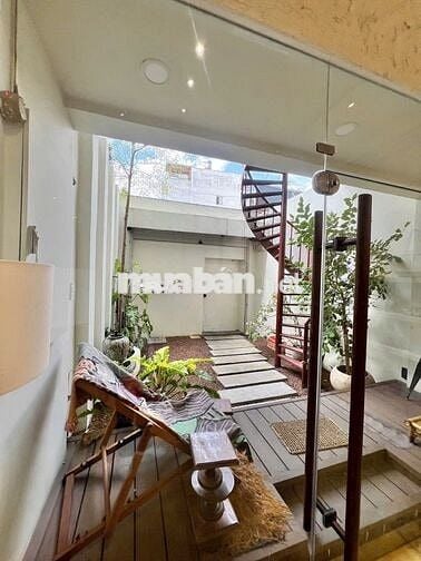 🏡Nhà đẹp Trần Đình Xu Quận 1 – Nhà rộng, vị trí cực kỳ tiềm năng