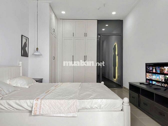 CĂN HỘ 1 PHÒNG NGỦ BAN CÔNG NGAY CHỢ BÀ CHIỂU GẦN CẦU BÔNG TIỆN QUA Q1