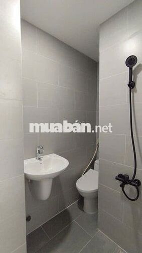PHÒNG 2,5 TRIỆU SẠCH - MÁT -  CỬA SỔ LỚN - VIEW ĐẸP