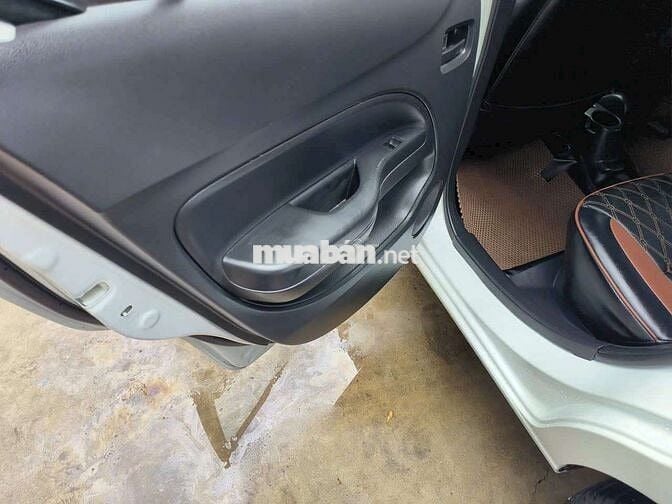 Mitsubishi attrage 2019