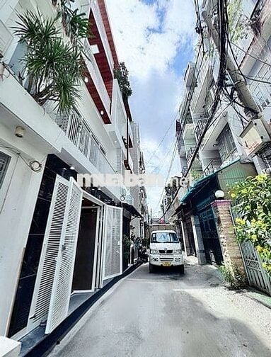 Bán gấp căn nhà siêu đẹp tại F16- 4PN- Phòng thờ- ngộp lắm rồi