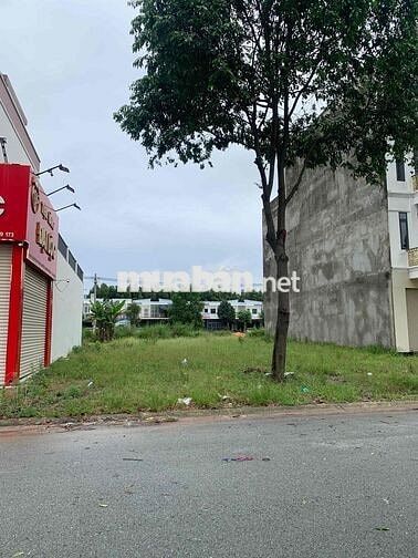 Chính Chủ cần bán 150m2 full thổ cư - Xây dựng tự do - Đối diện Chợ Chính Chủ cần bán 150m2 full thổ cư - Xây dựng tự do - Đối diện Chợ