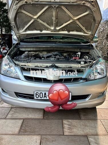 Toyota Innova 2006 G - 180000 km