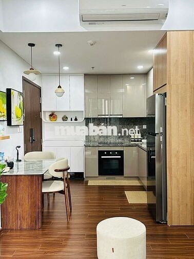 Bán gấp căn góc 3PN Masteri Waterfront view hồ tuyệt đẹp chỉ 5,6 tỷ