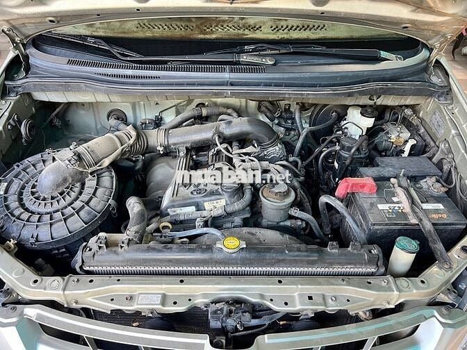Toyota Innova 2006 G - 180000 km