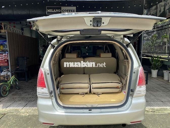 Toyota Innova 2006 G - sạch sẽ rộng rãi 200000 km