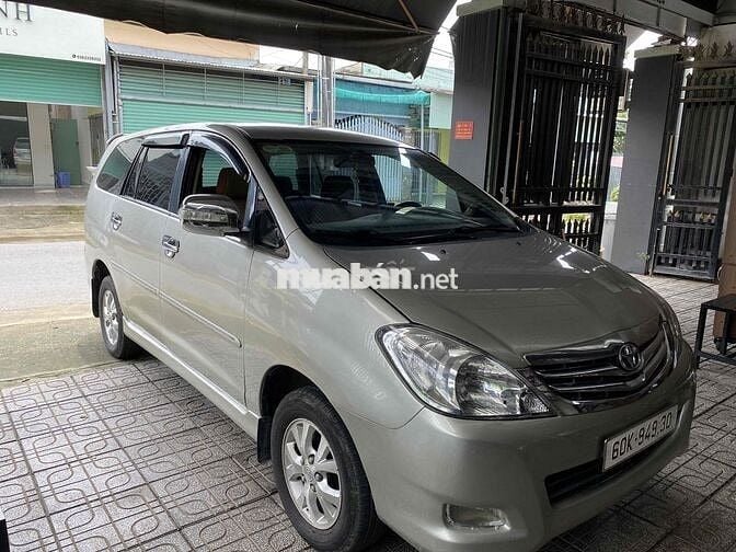 Toyota Innova 2006 G - sạch sẽ rộng rãi 200000 km