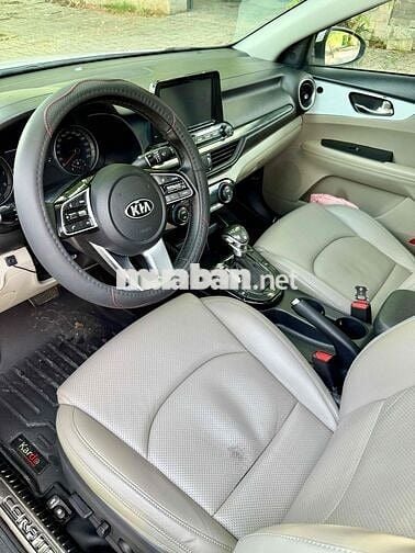 Kia Cerato 2019 1.6 AT Luxury - 77000 km