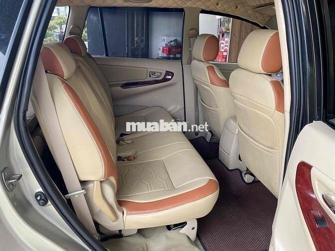 Toyota Innova 2006 G - sạch sẽ rộng rãi 200000 km