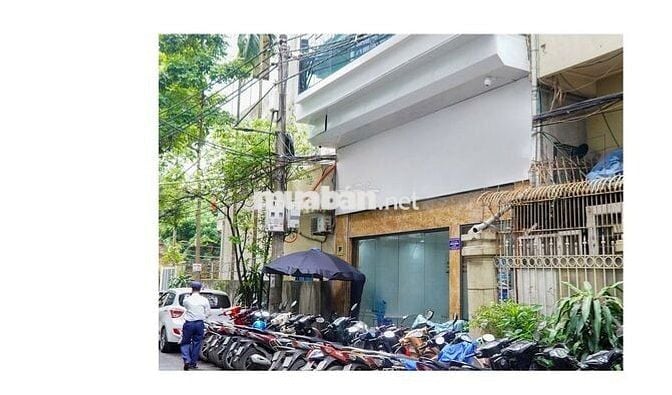 Cho thuê văn phòng 8 tầng tại ngõ 102 Khuất Duy Tie