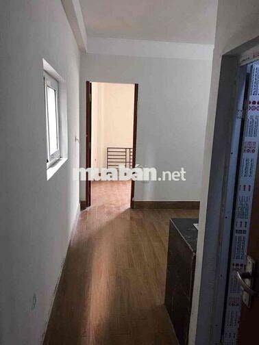 cho thuê phòng 2300k đủ điều hoà nóng lạnh