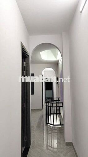 PHÒNG 2,5 TRIỆU SẠCH - MÁT -  CỬA SỔ LỚN - VIEW ĐẸP