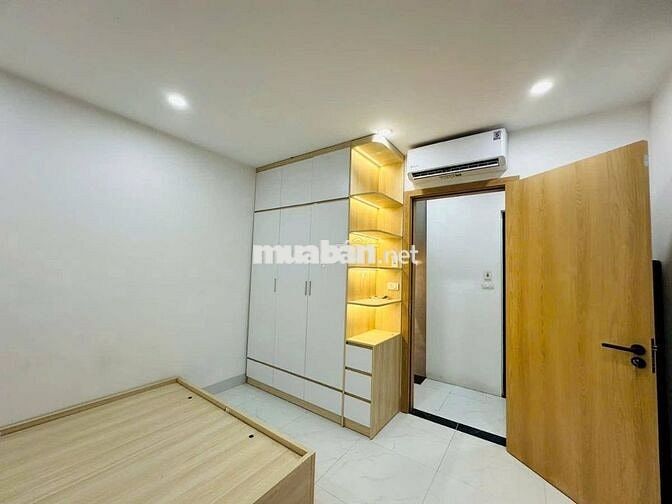 NHÀ PHỐ CẦU GIẤY - GIÁ *** KHU VỰC - NGÕ THÔNG - MT RỘNG THOÁNG