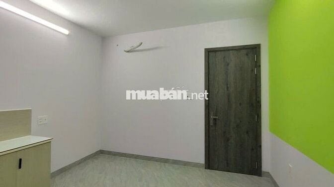 PHÒNG 2,5 TRIỆU SẠCH - MÁT -  CỬA SỔ LỚN - VIEW ĐẸP