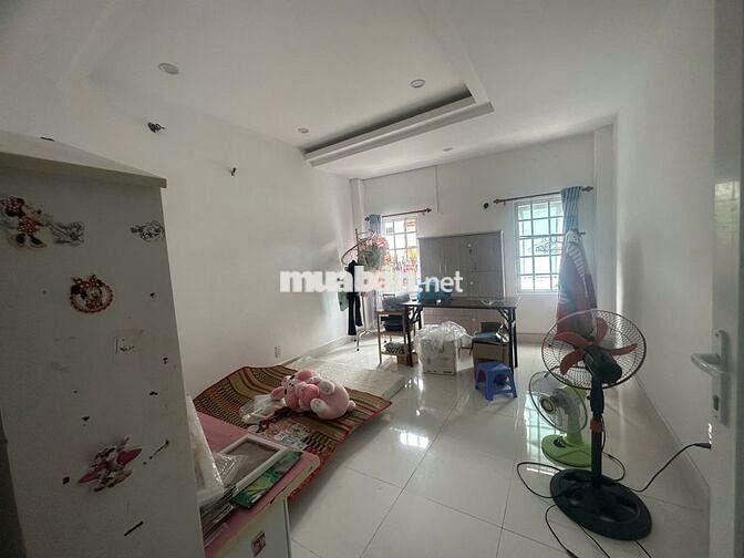 NHÀ PHẠM NHỮ TĂNG K Ô TÔ GIÁ RẺ