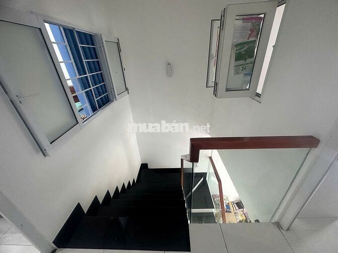 NHÀ PHẠM NHỮ TĂNG K Ô TÔ GIÁ RẺ
