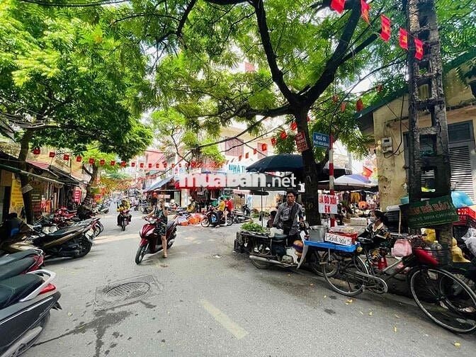 GIÁ SỐC! VIP CẦU GIẤY, 64M CHỈ  8.7 TỶ, Ô TÔ, NGÕ THÔNG, 2 THOÁNG