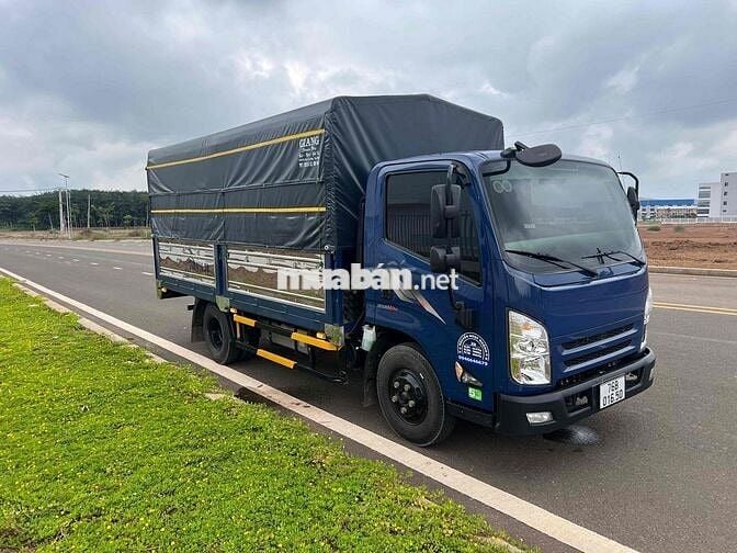 Isuzu QKR 2025 - 8000 km