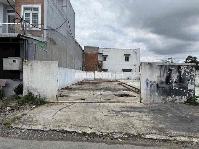 Cần bán gấp đất gíc 2 mt đg Trung Đông 7 9,5x17m cách Ng Thị Ngâu 100m